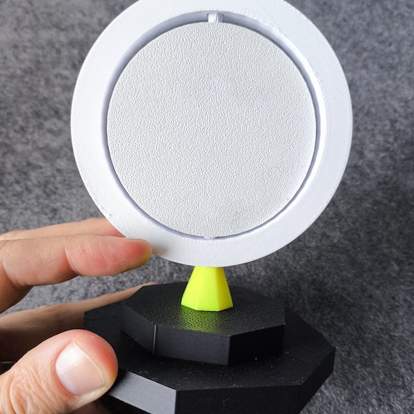 Second version of the trophy